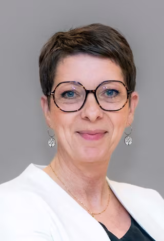Stéphanie Minot