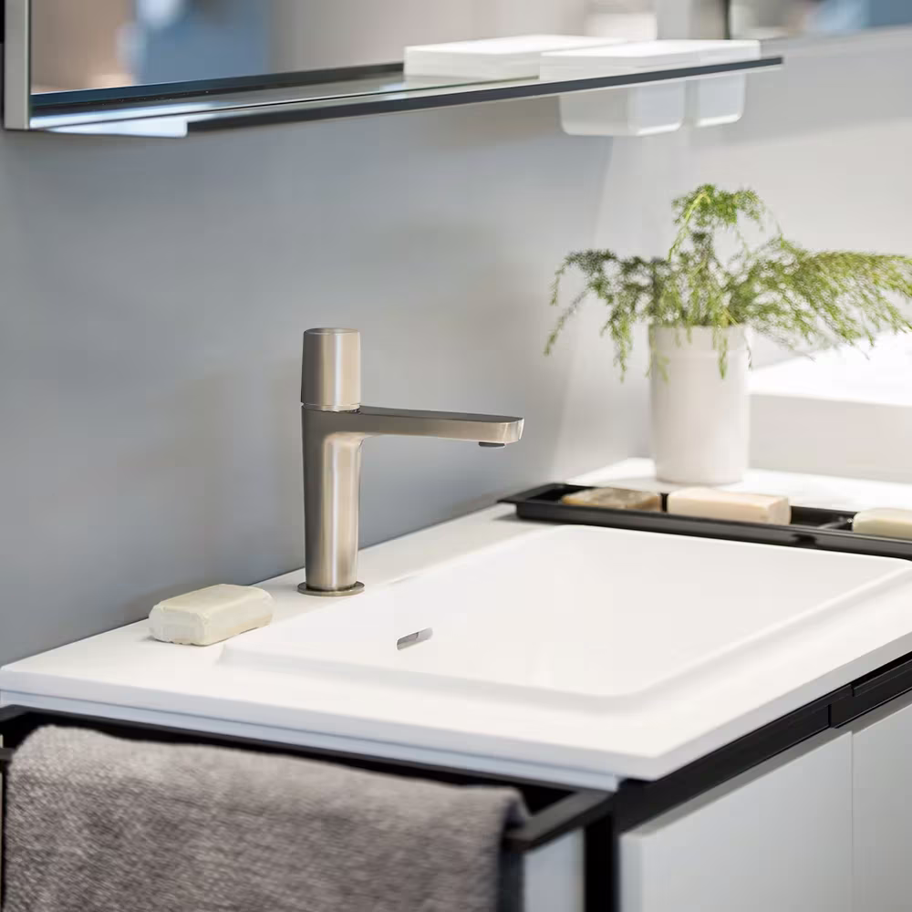 image de Aménagement de salle de bain : design, confort et praticité