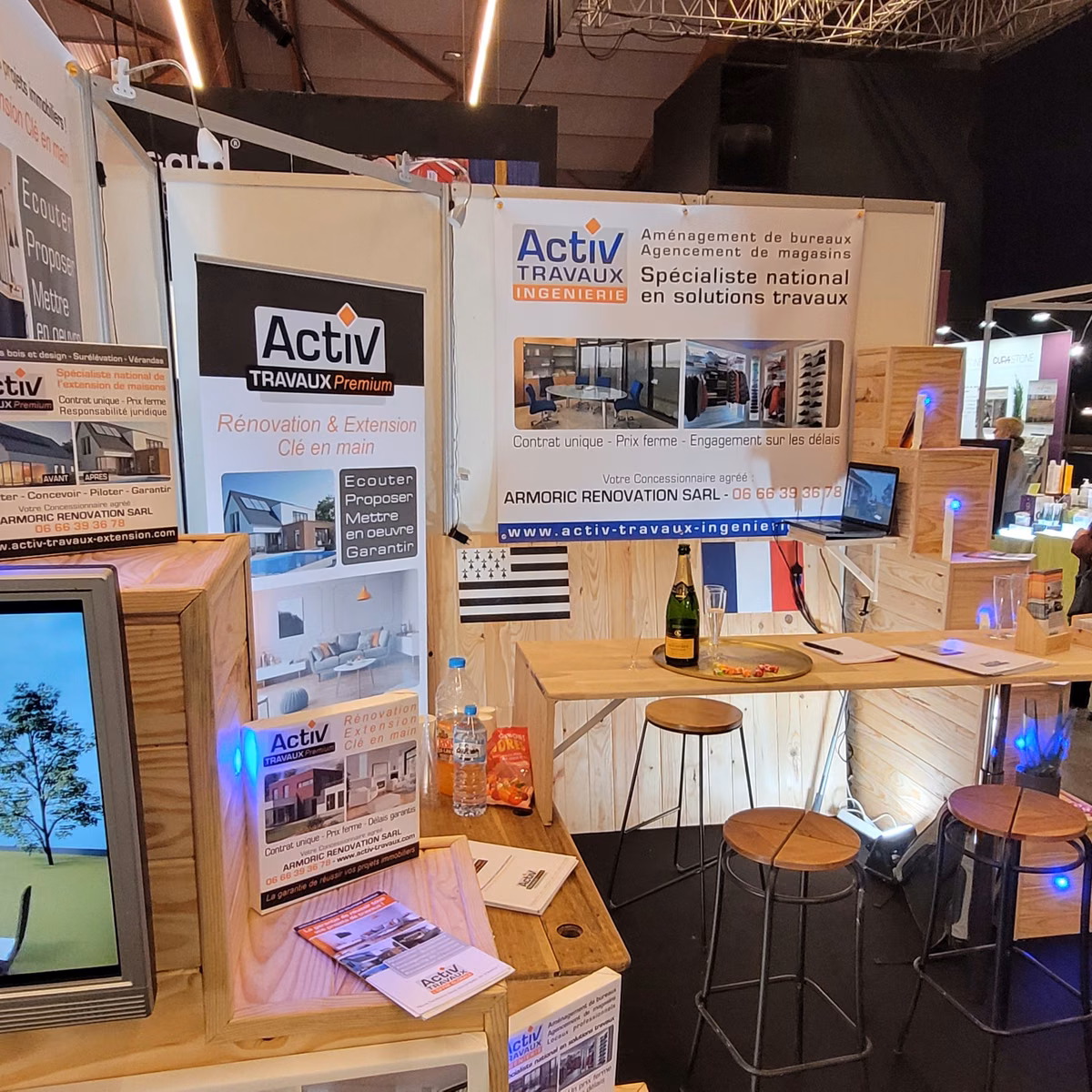header activ travaux Notre stand au Salon de l'habitat 2022, le 22 octobre 2025