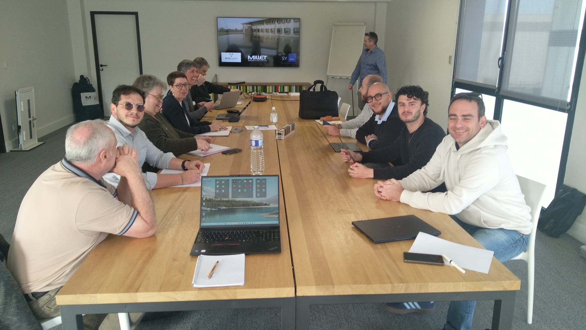 image de Journée chez le fournisseur Sybaie, fabricant Français de menuiseries extérieures