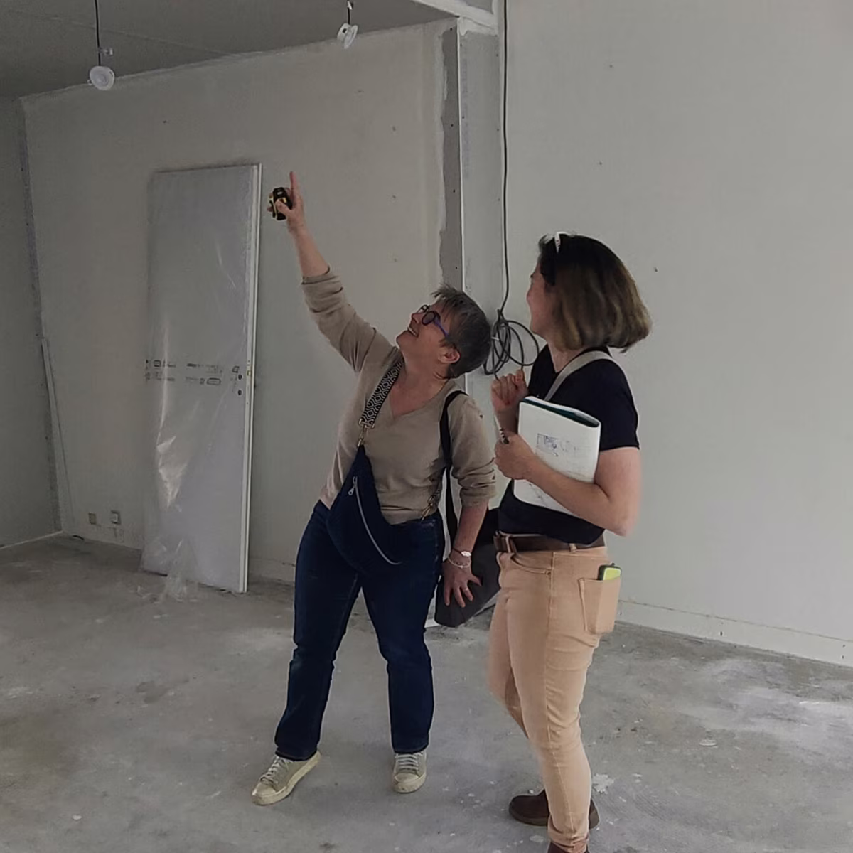 header activ travaux Partenariat Architecte d'intérieure pour des projets de rénovation sur La Rochelle, le 4 mai 2026