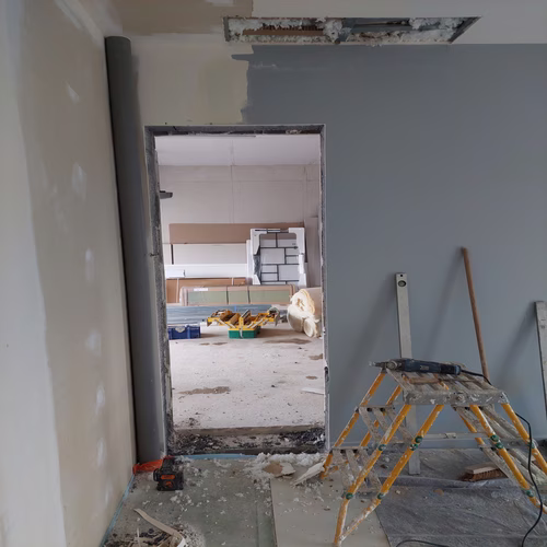 Réalisation 2 rénovation d'une salle de bain et création d'un couloir d'accès garage - Limoges