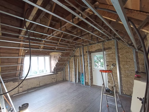 Réalisation 6 Mérule et Capricornes dans les combles = que du bonheur - Bénodet