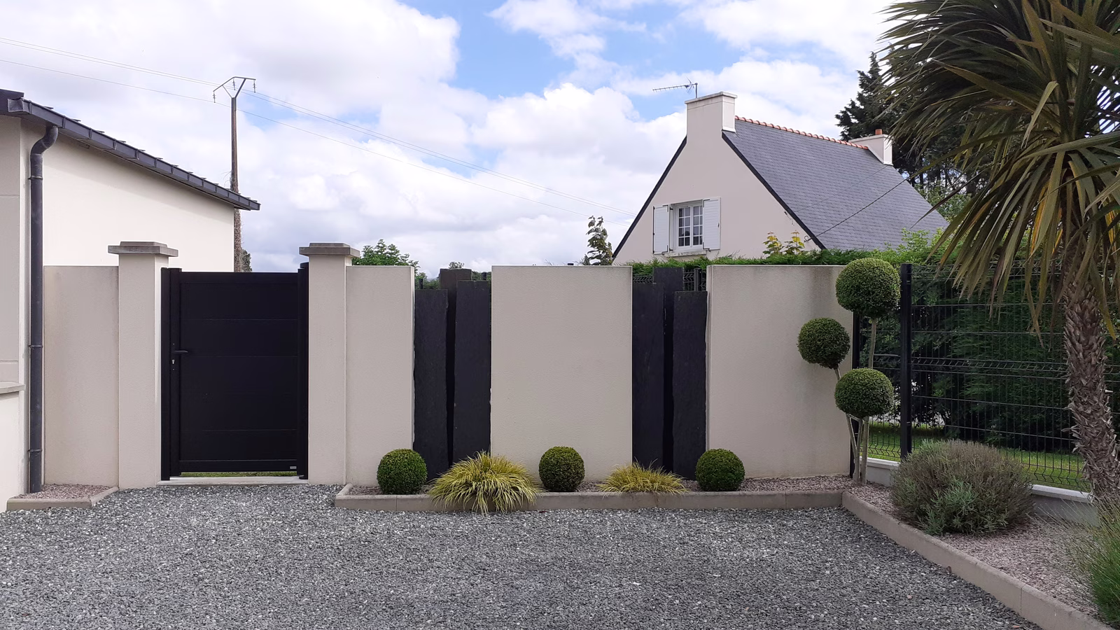 Un portillon Kostum by Cadiou pour une entrée élégante et durable - Ploufragan