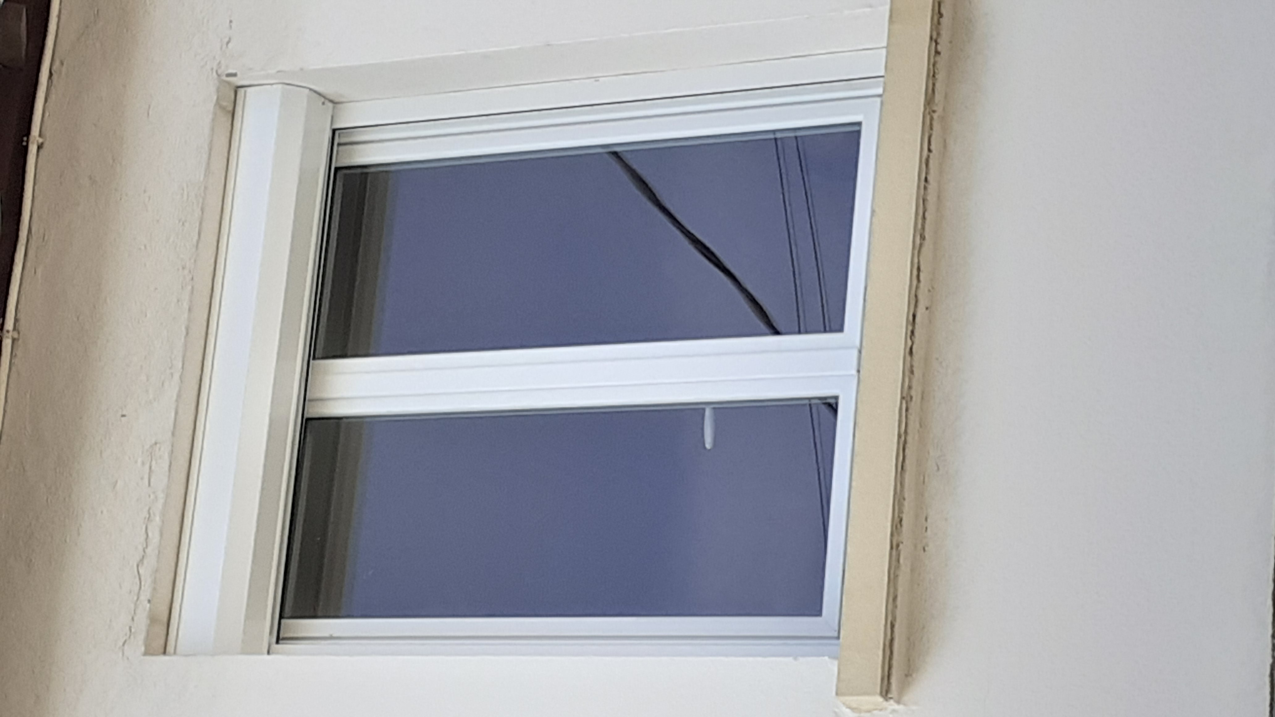 Réalisation 🪟 Remplacer, ce n’est pas changer. C’est améliorer l’habiter. - Saint-Brieuc