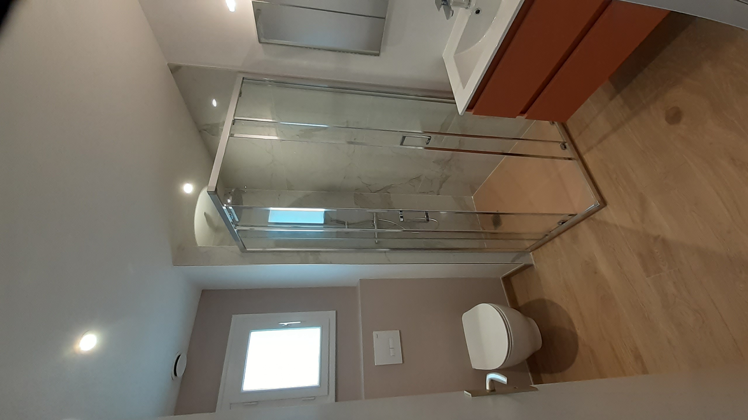 Réalisation Créer une salle d’eau là où il n’y en avait pas : mission réussie à Ploufragan - Ploufragan