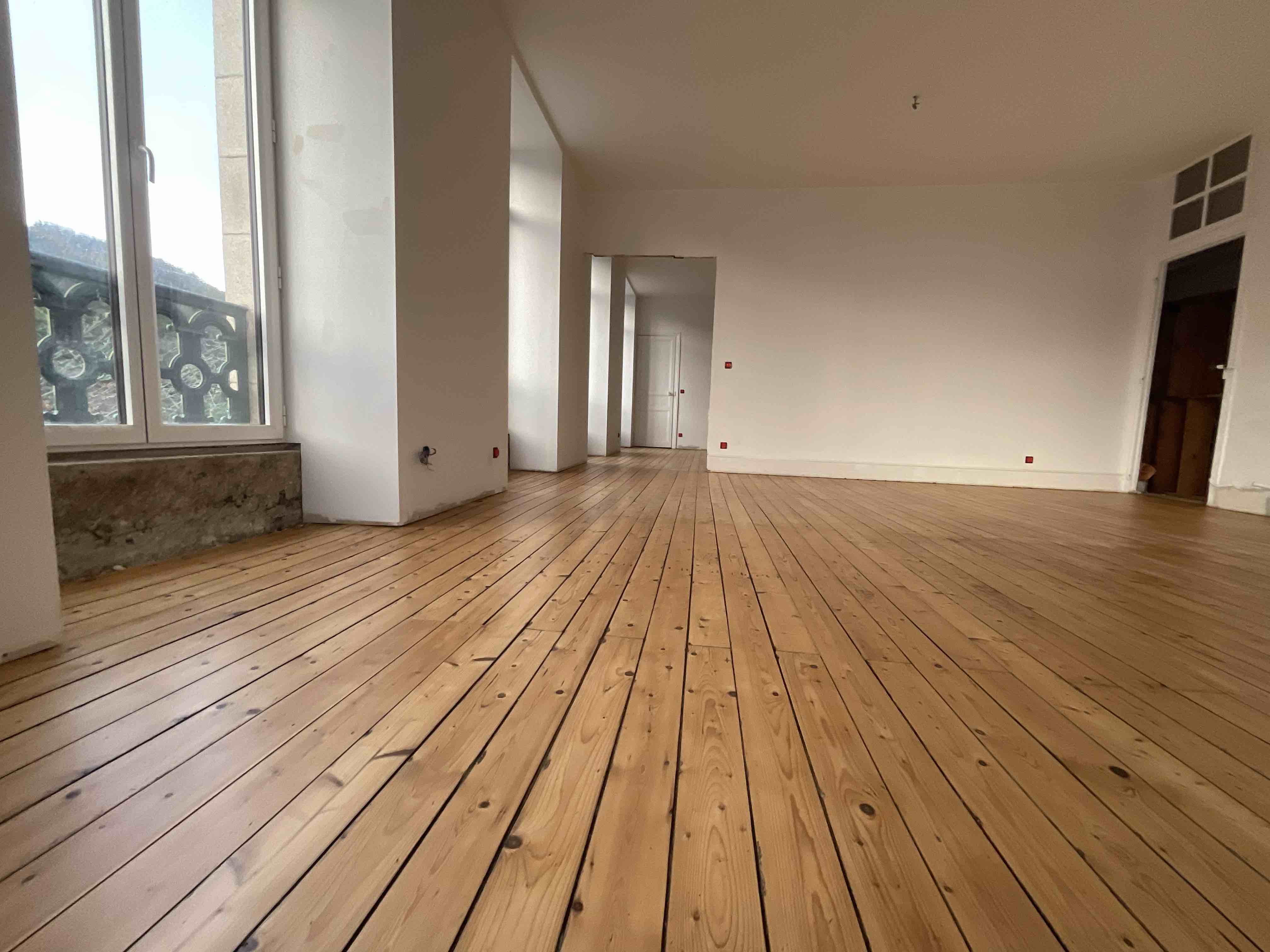 Réalisation Rénovation d'un vieil appartement Hausmanien sur les quais de Quimper - Quimper