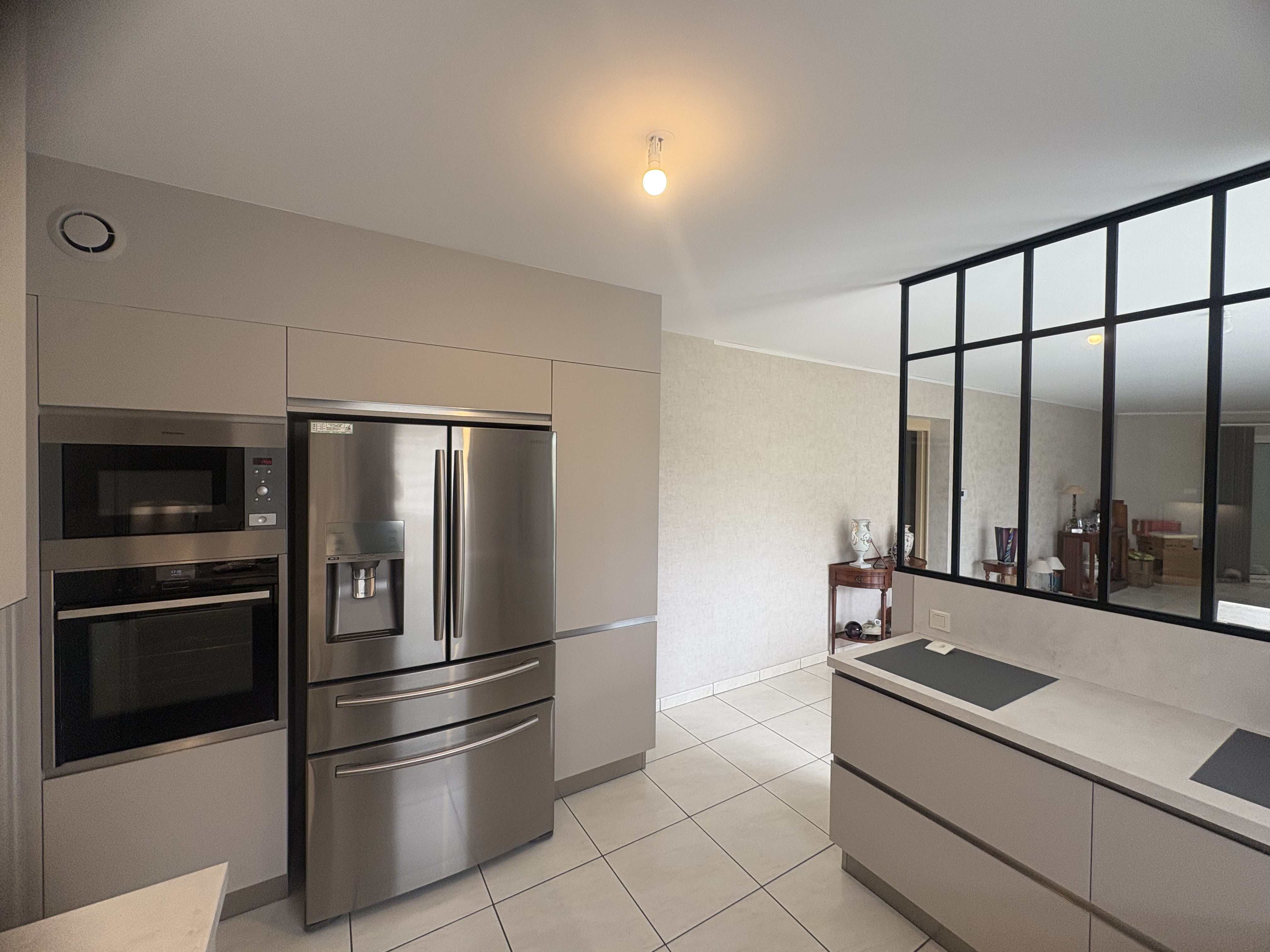 Réalisation Moderniser une cuisine des années 2000 avec une rénovation complète et coordonnée - Trégueux